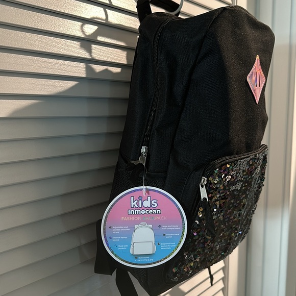 NWT Inmocean Fashion Backpack with Glitter Front Pocket, and zip closure. - Picture 2 of 11